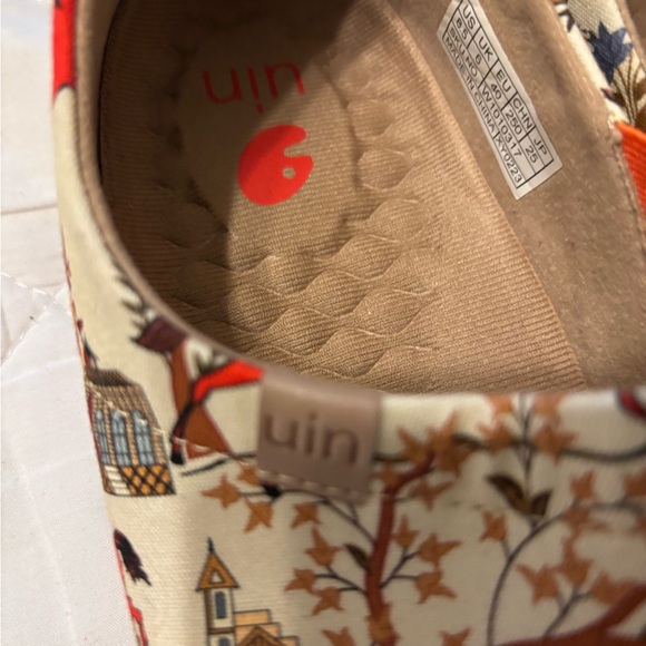 UIN Slip-On Slippers horses in Tang Dynasty size 8.5 - Picture 5 of 6